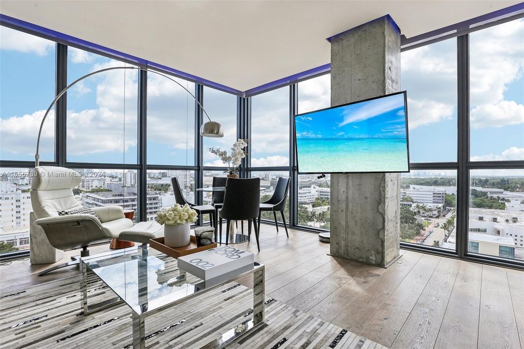 For Sale: $2,000,000 (1 beds, 1 baths, 725 Square Feet)