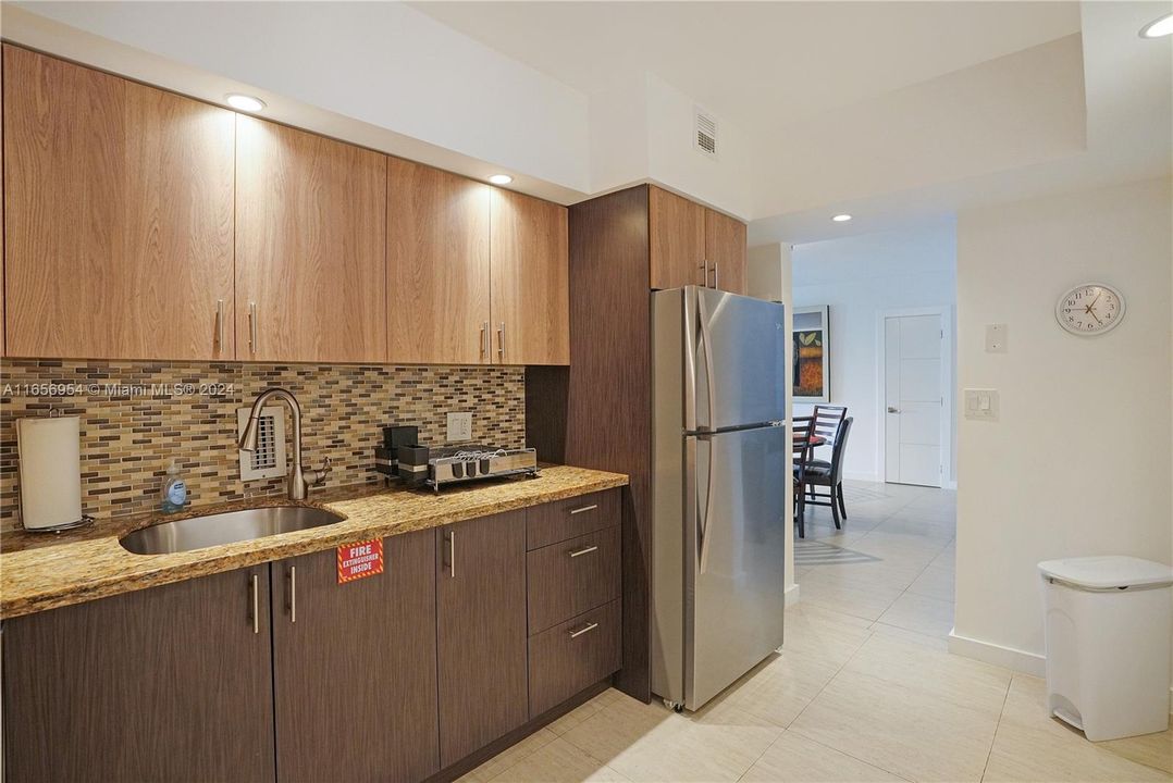 For Rent: $4,000 (2 beds, 2 baths, 1346 Square Feet)