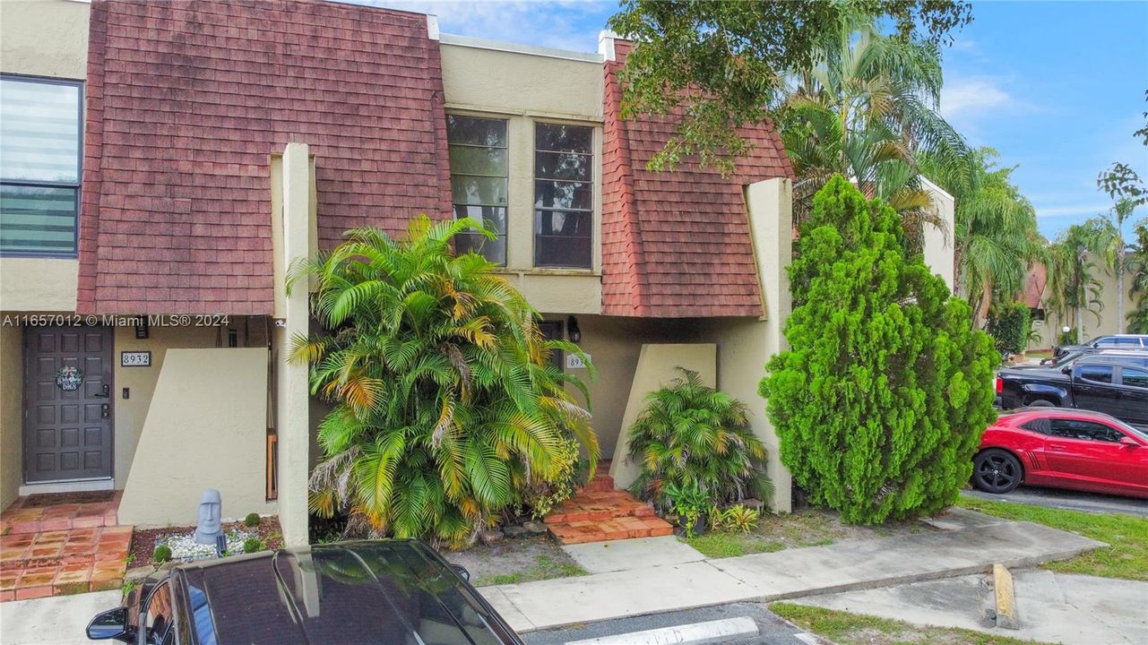 En Venta: $320,000 (3 camas, 2 baños, 1472 Pies cuadrados)