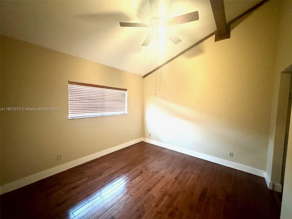 For Rent: $3,600 (3 beds, 3 baths, 1656 Square Feet)