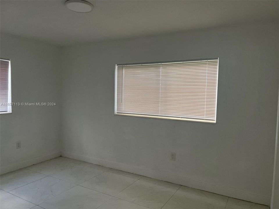 For Rent: $3,600 (3 beds, 2 baths, 1368 Square Feet)