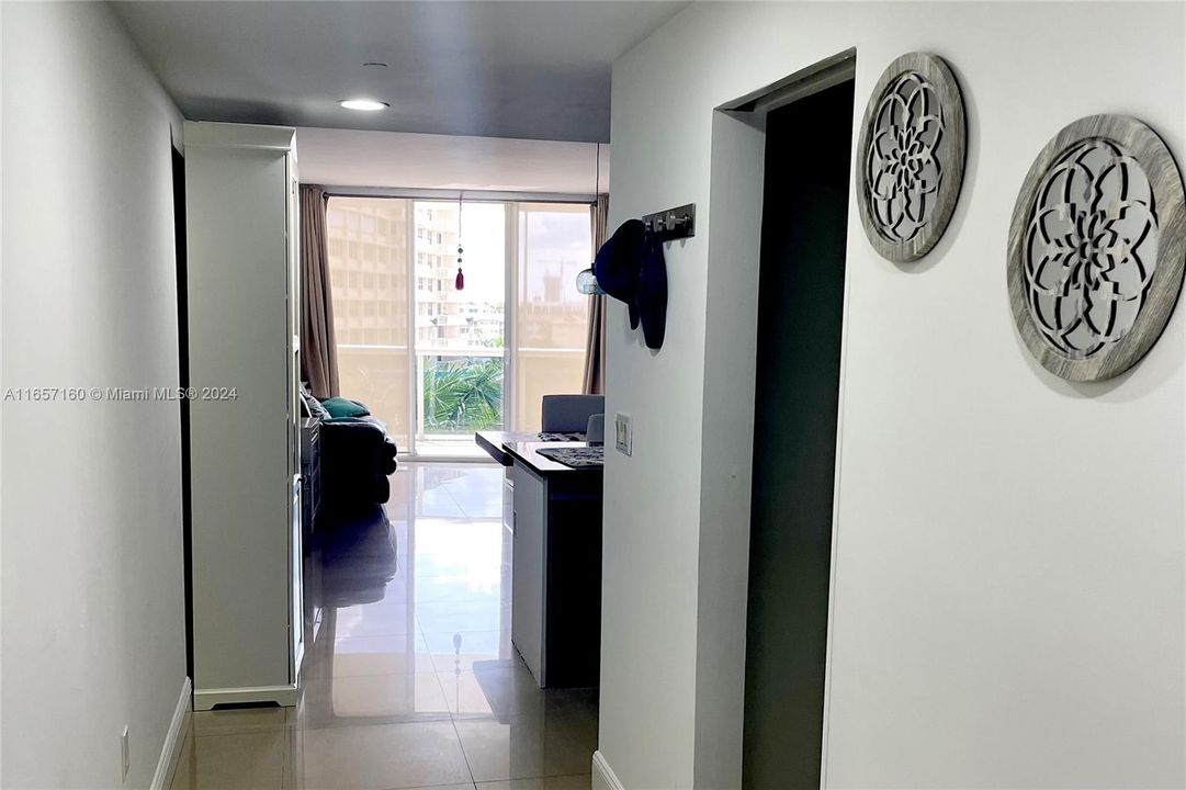 En Venta: $690,000 (2 camas, 1 baños, 1086 Pies cuadrados)