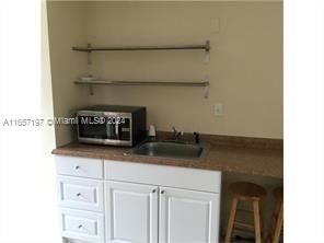 For Rent: $1,150 (0 beds, 1 baths, 0 Square Feet)