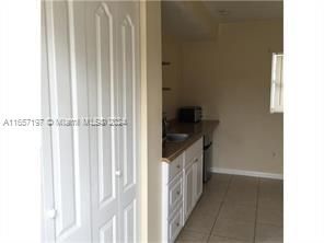 For Rent: $1,150 (0 beds, 1 baths, 0 Square Feet)