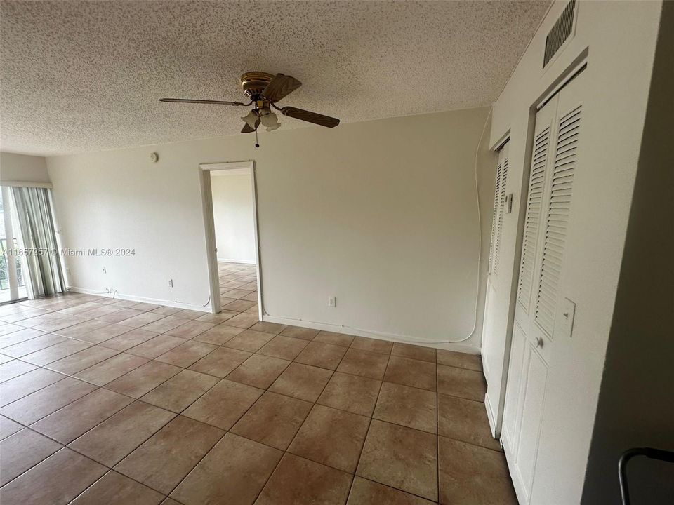 For Rent: $1,750 (2 beds, 2 baths, 856 Square Feet)