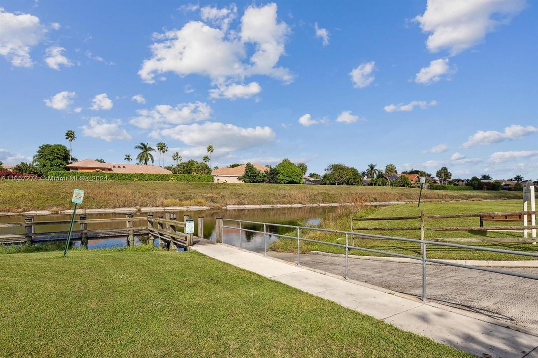 For Sale: $665,000 (3 beds, 2 baths, 2040 Square Feet)