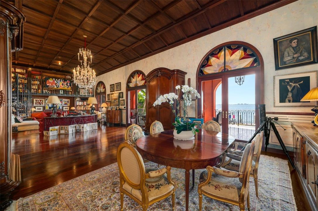 For Sale: $31,900,000 (7 beds, 7 baths, 6240 Square Feet)