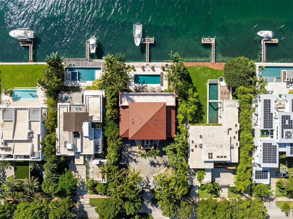 For Sale: $23,500,000 (7 beds, 7 baths, 6240 Square Feet)