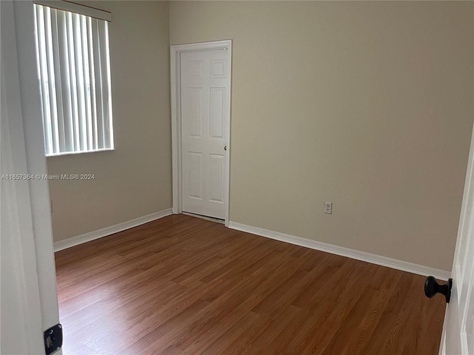 For Rent: $2,300 (2 beds, 2 baths, 1190 Square Feet)