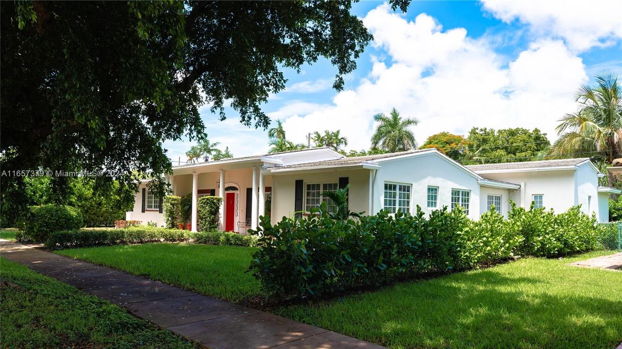 For Sale: $3,100,000 (4 beds, 3 baths, 0 Square Feet)