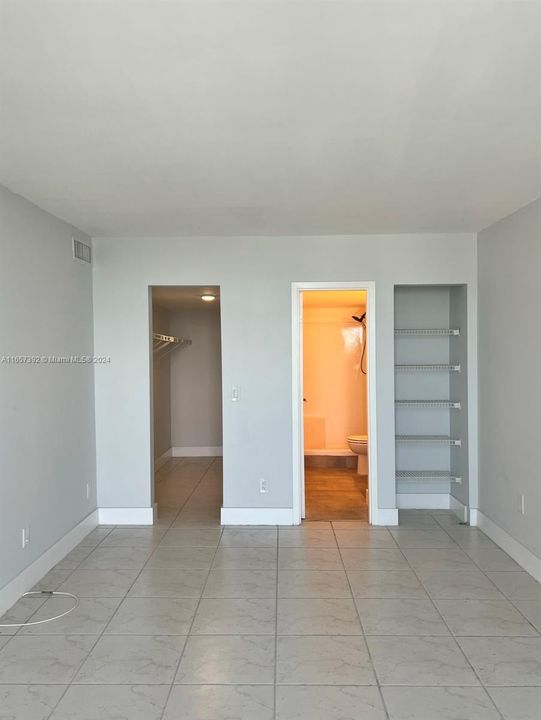 For Sale: $279,000 (2 beds, 2 baths, 1050 Square Feet)