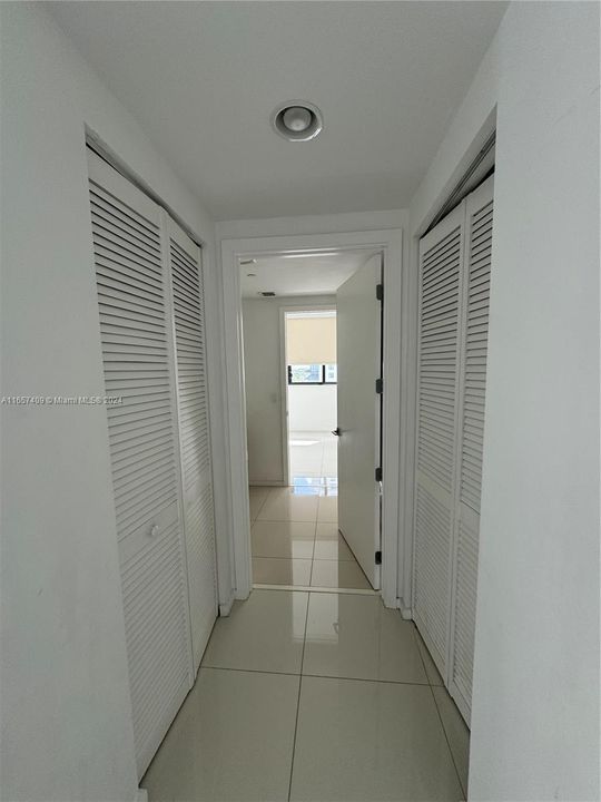 最近租的: $3,400 (2 贝兹, 2 浴室, 1073 平方英尺)