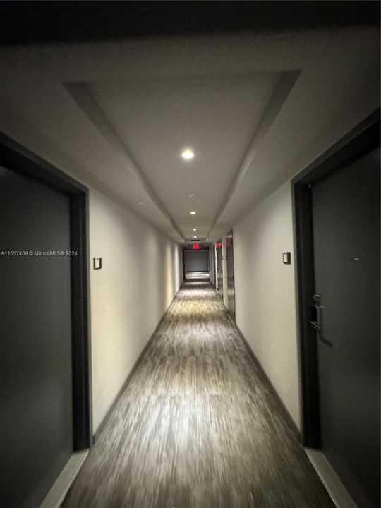 最近租的: $3,400 (2 贝兹, 2 浴室, 1073 平方英尺)