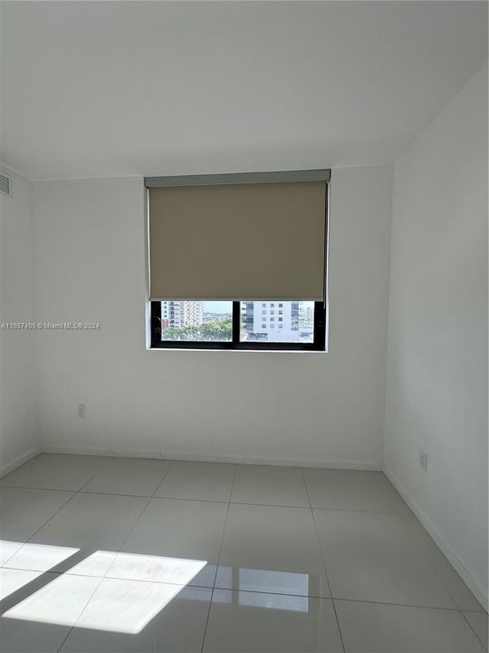 最近租的: $3,400 (2 贝兹, 2 浴室, 1073 平方英尺)