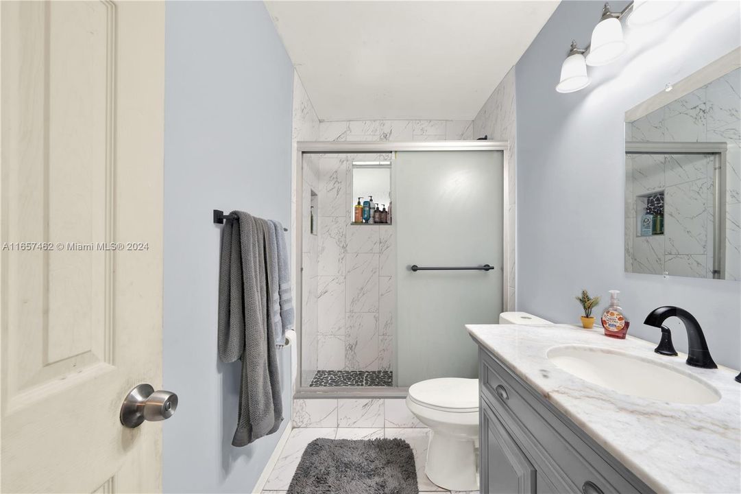 Active With Contract: $525,000 (4 beds, 2 baths, 1885 Square Feet)