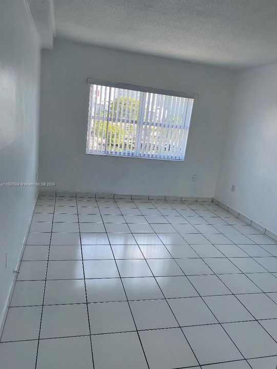 En Venta: $245,000 (1 camas, 1 baños, 705 Pies cuadrados)