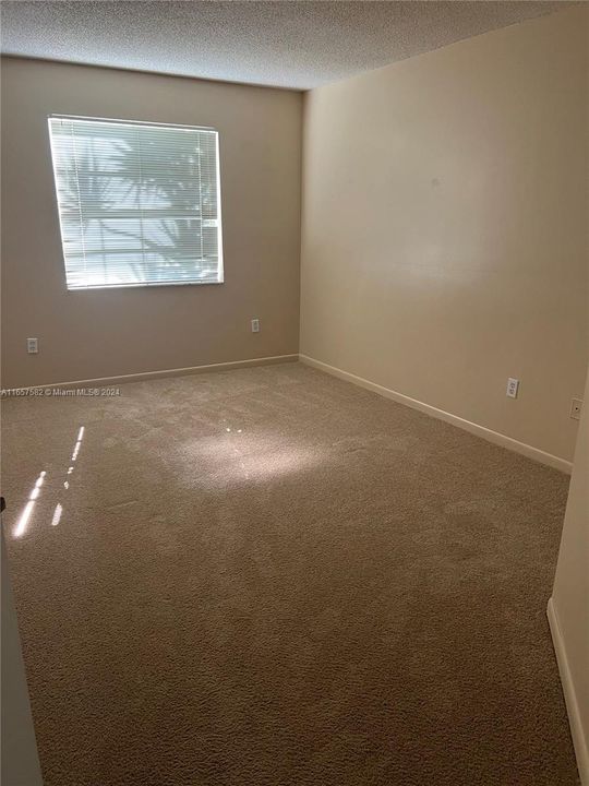 For Rent: $1,800 (2 beds, 2 baths, 1070 Square Feet)