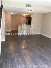 For Rent: $2,900 (2 beds, 2 baths, 1131 Square Feet)