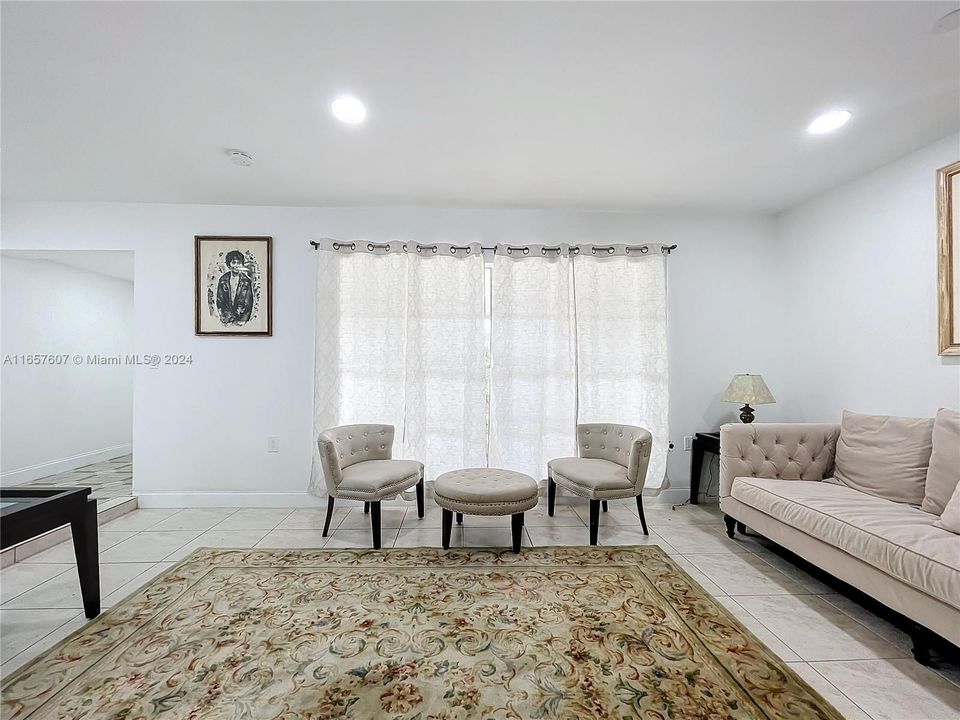 Active With Contract: $3,500 (4 beds, 2 baths, 2324 Square Feet)