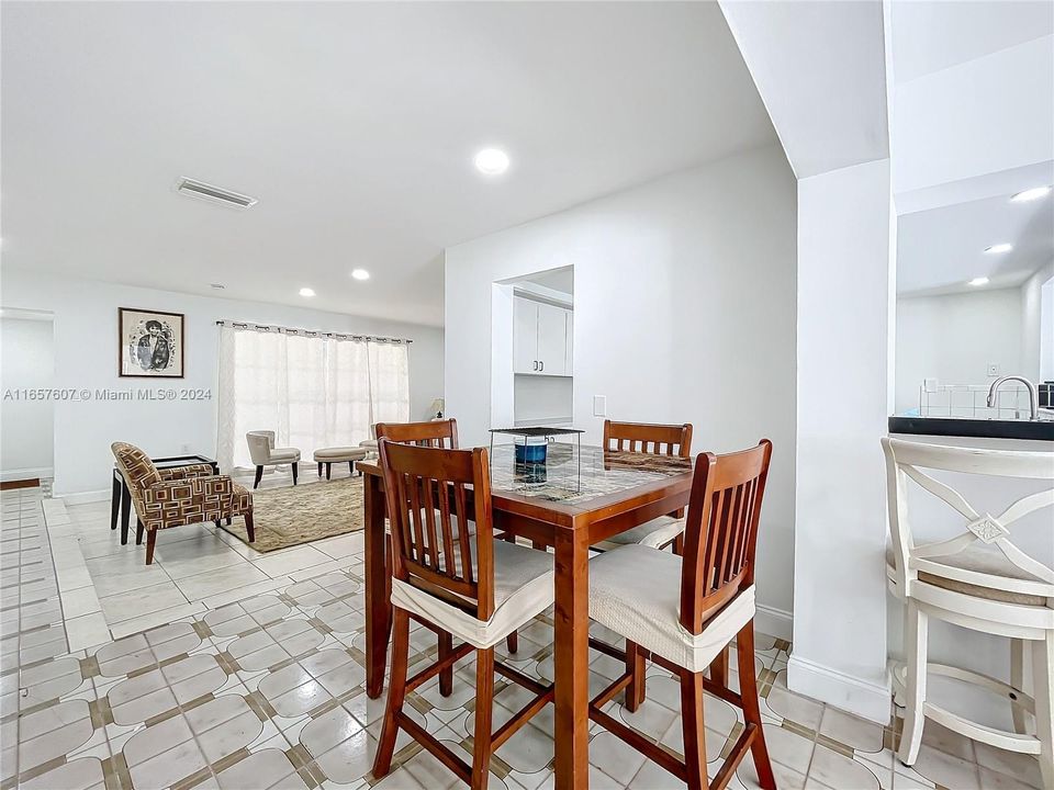 Active With Contract: $3,500 (4 beds, 2 baths, 2324 Square Feet)