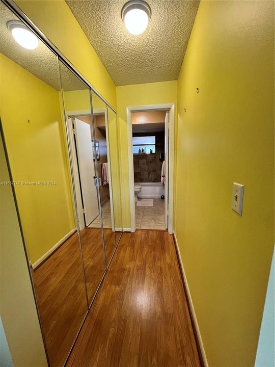 For Sale: $145,000 (1 beds, 1 baths, 750 Square Feet)