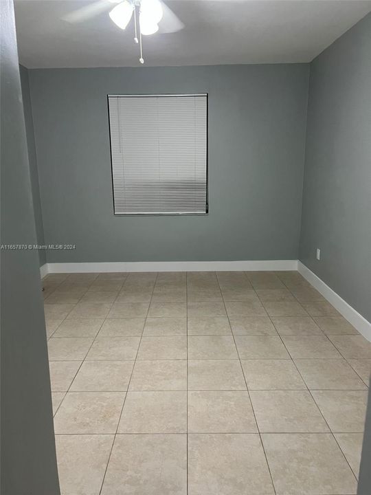 For Rent: $1,599 (1 beds, 1 baths, 1280 Square Feet)