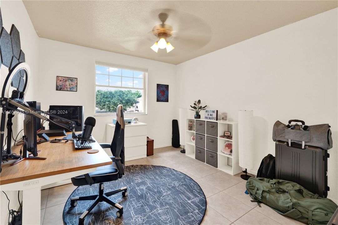 3rd Bedroom Upstairs