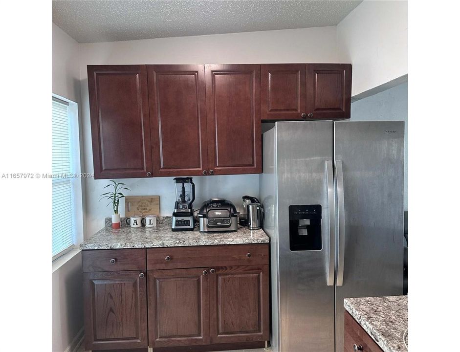 For Sale: $550,000 (3 beds, 1 baths, 0 Square Feet)