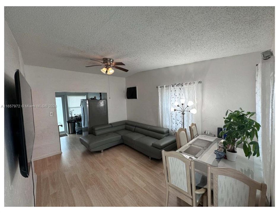 For Sale: $550,000 (3 beds, 1 baths, 0 Square Feet)