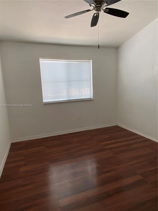 For Rent: $2,300 (3 beds, 2 baths, 1024 Square Feet)