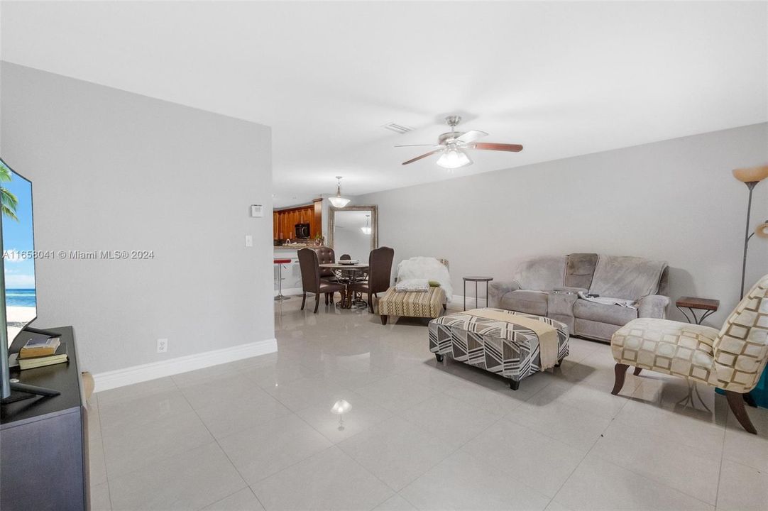 For Sale: $499,900 (3 beds, 2 baths, 1734 Square Feet)