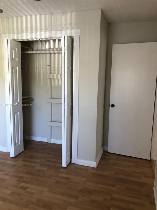 В аренду: $1,750 (2 спален, 1 ванн, 800 Квадратных фут)