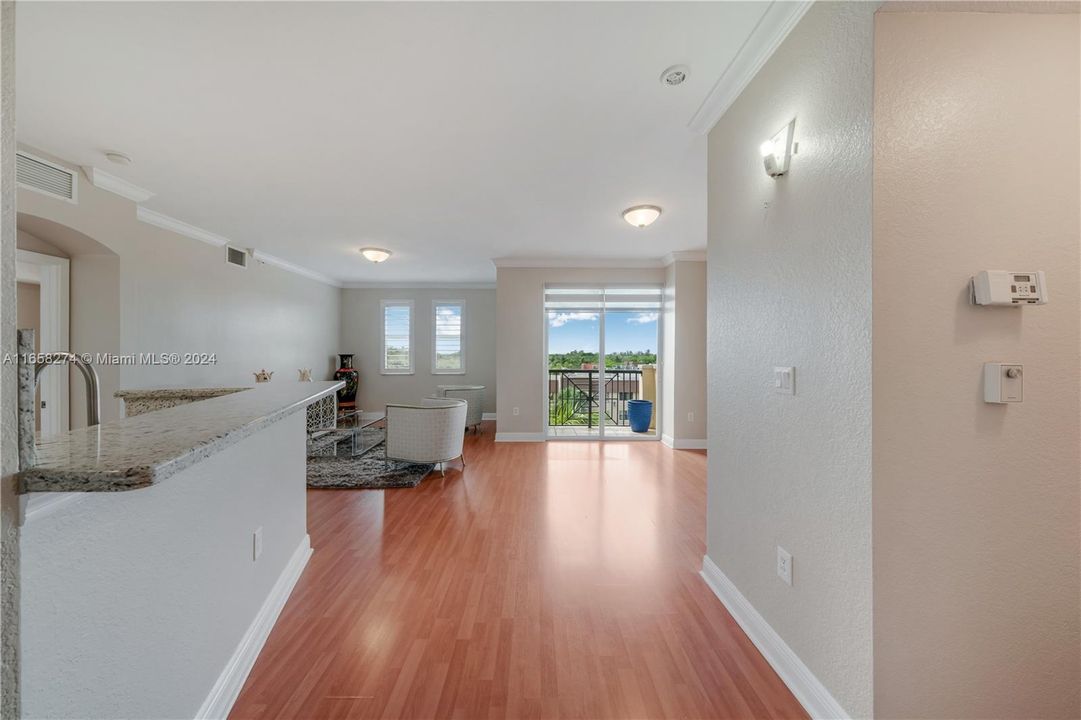 Active With Contract: $3,300 (2 beds, 2 baths, 1145 Square Feet)