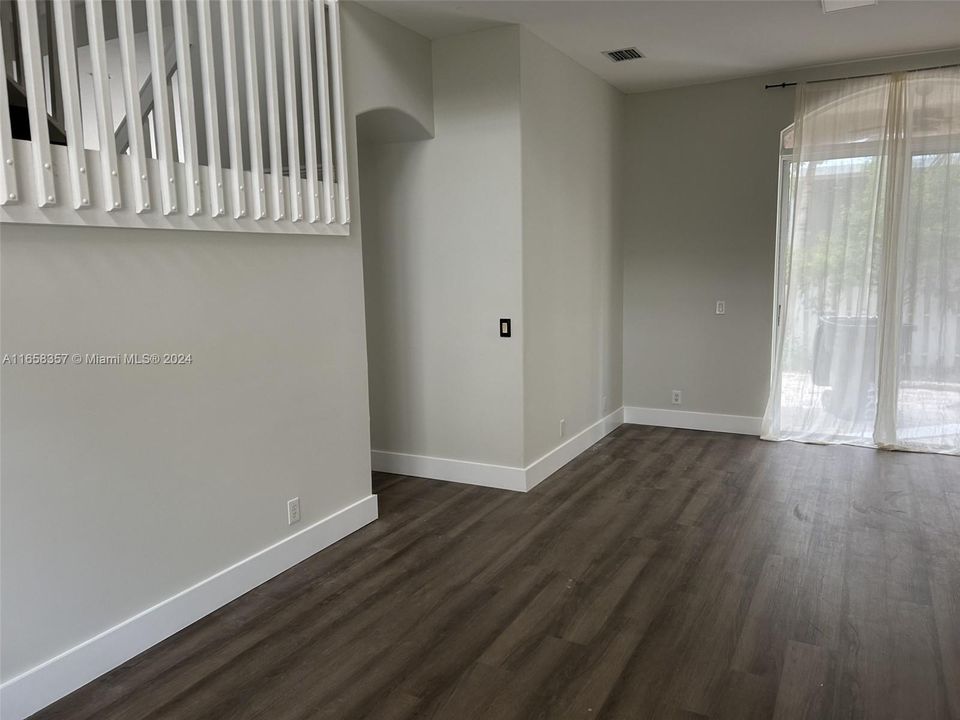 For Rent: $4,200 (3 beds, 2 baths, 2109 Square Feet)