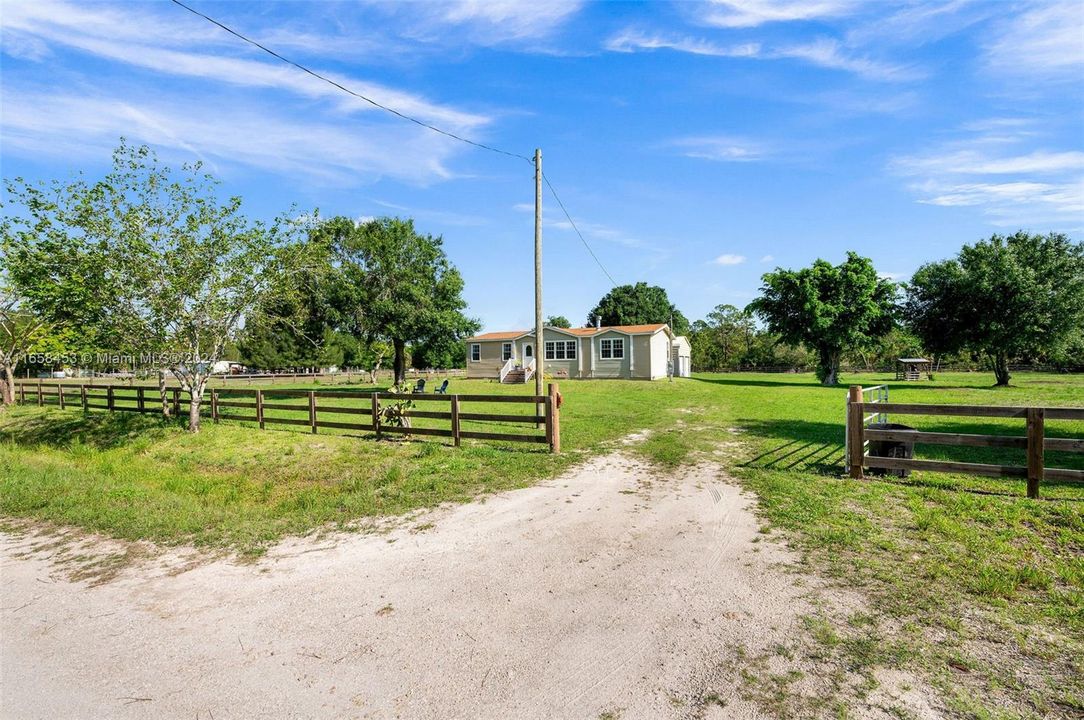 Recently Sold: $385,000 (3 beds, 2 baths, 0 Square Feet)