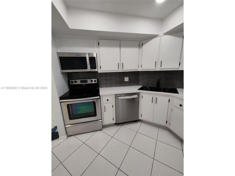 En Venta: $129,000 (2 camas, 2 baños, 1200 Pies cuadrados)