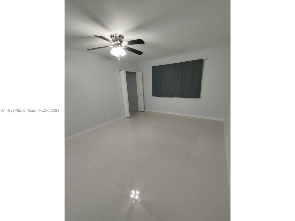 For Sale: $129,000 (2 beds, 2 baths, 1200 Square Feet)