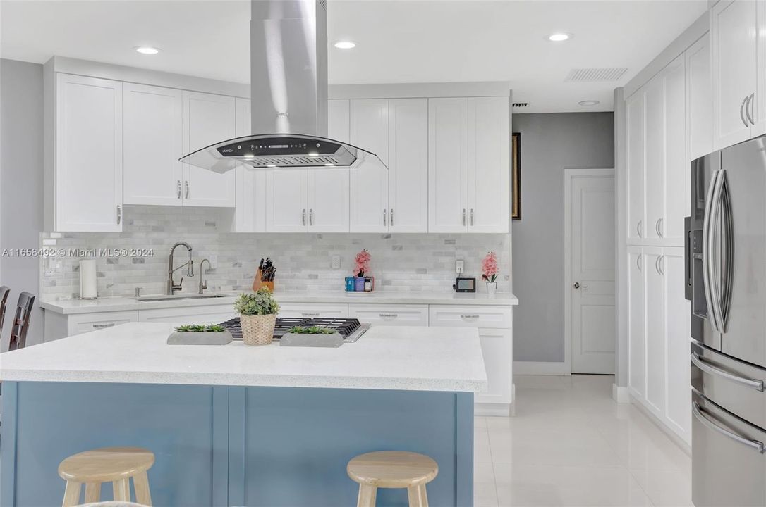 Recently Rented: $5,000 (4 beds, 3 baths, 2158 Square Feet)