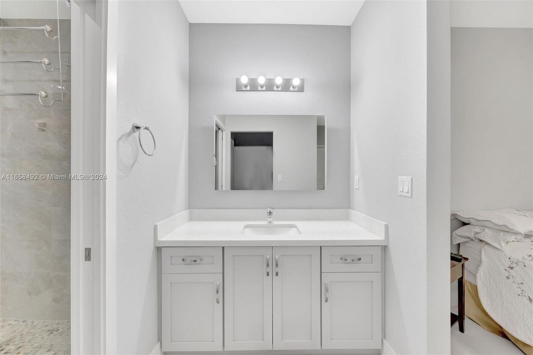 Recently Rented: $5,000 (4 beds, 3 baths, 2158 Square Feet)