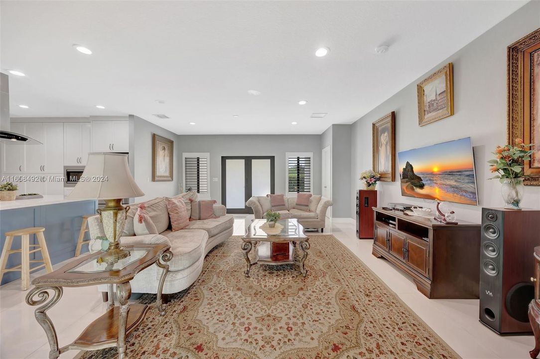 Recently Rented: $5,000 (4 beds, 3 baths, 2158 Square Feet)