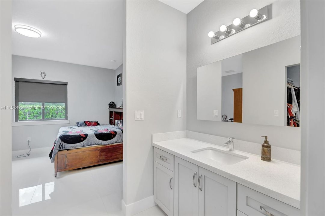 Recently Rented: $5,000 (4 beds, 3 baths, 2158 Square Feet)