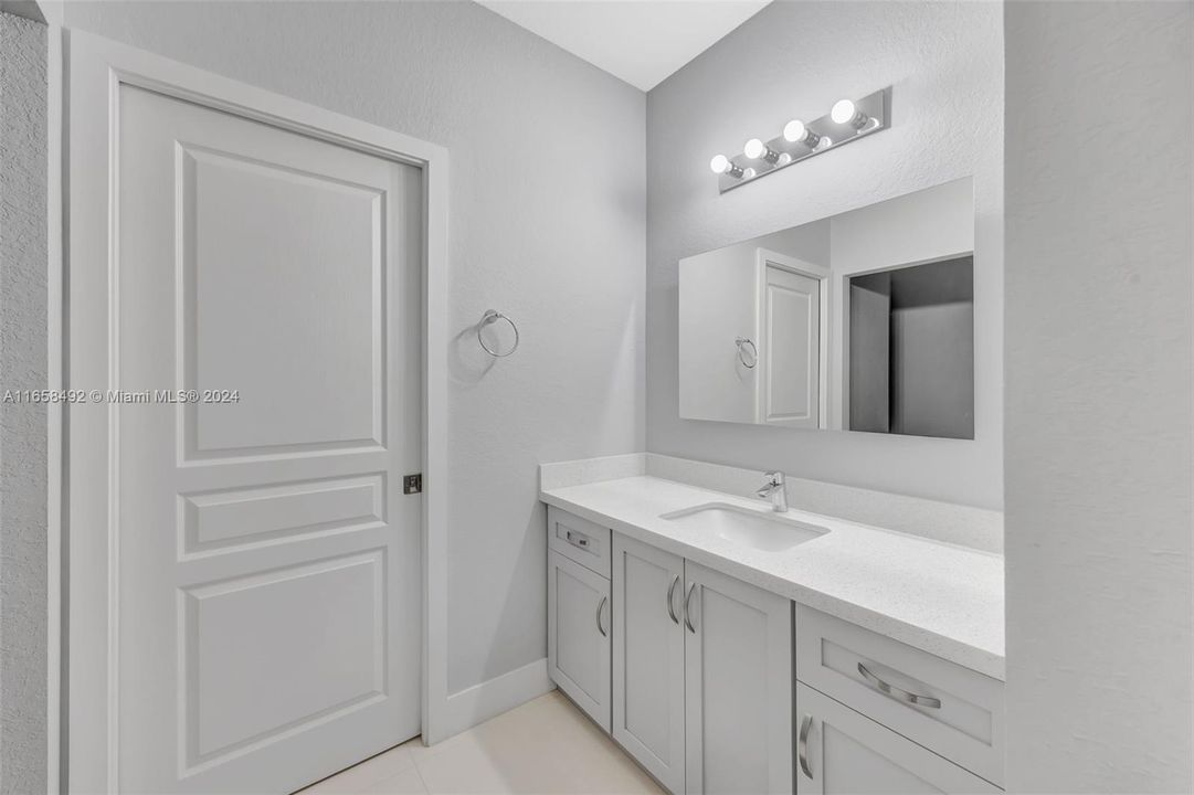 Recently Rented: $5,000 (4 beds, 3 baths, 2158 Square Feet)