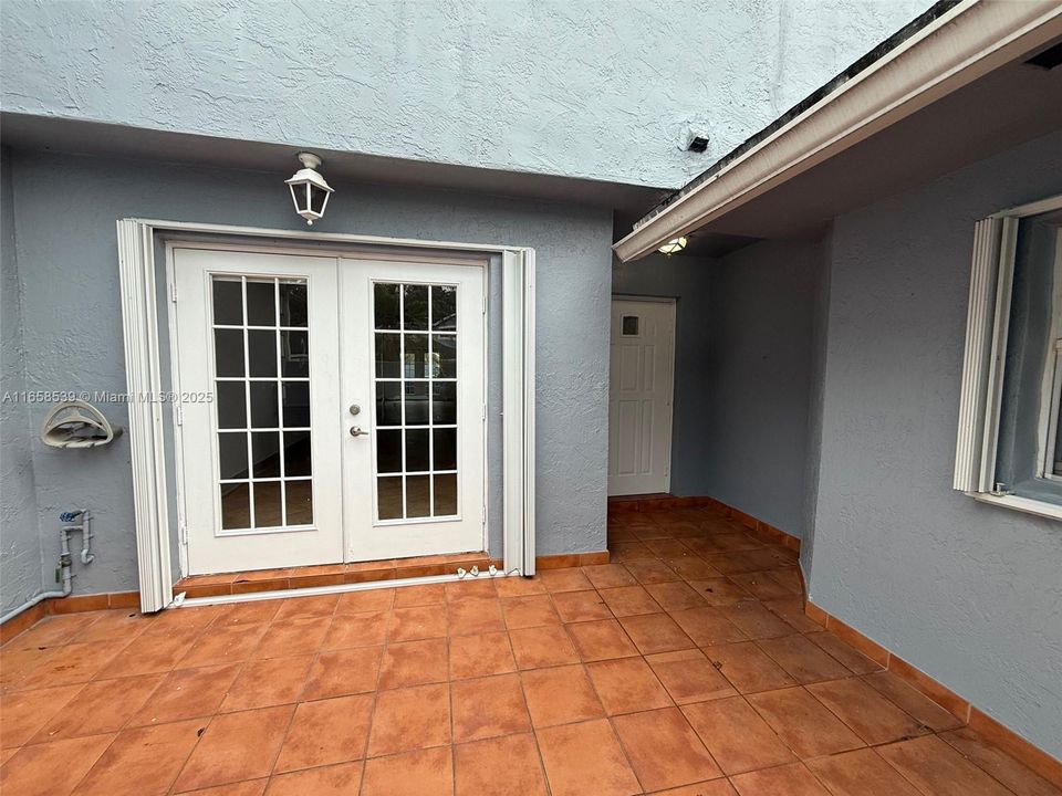 Recently Sold: $489,900 (3 beds, 2 baths, 1794 Square Feet)