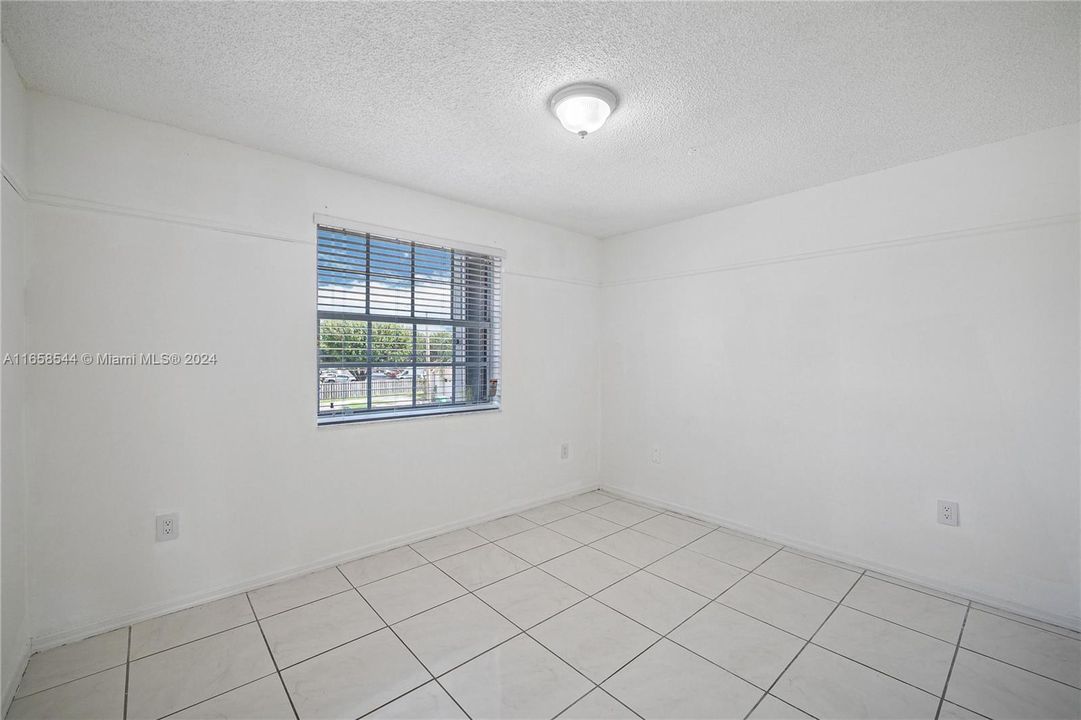 For Rent: $5,000 (4 beds, 3 baths, 2378 Square Feet)