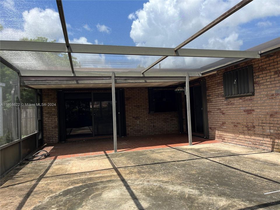 Screened-in patio