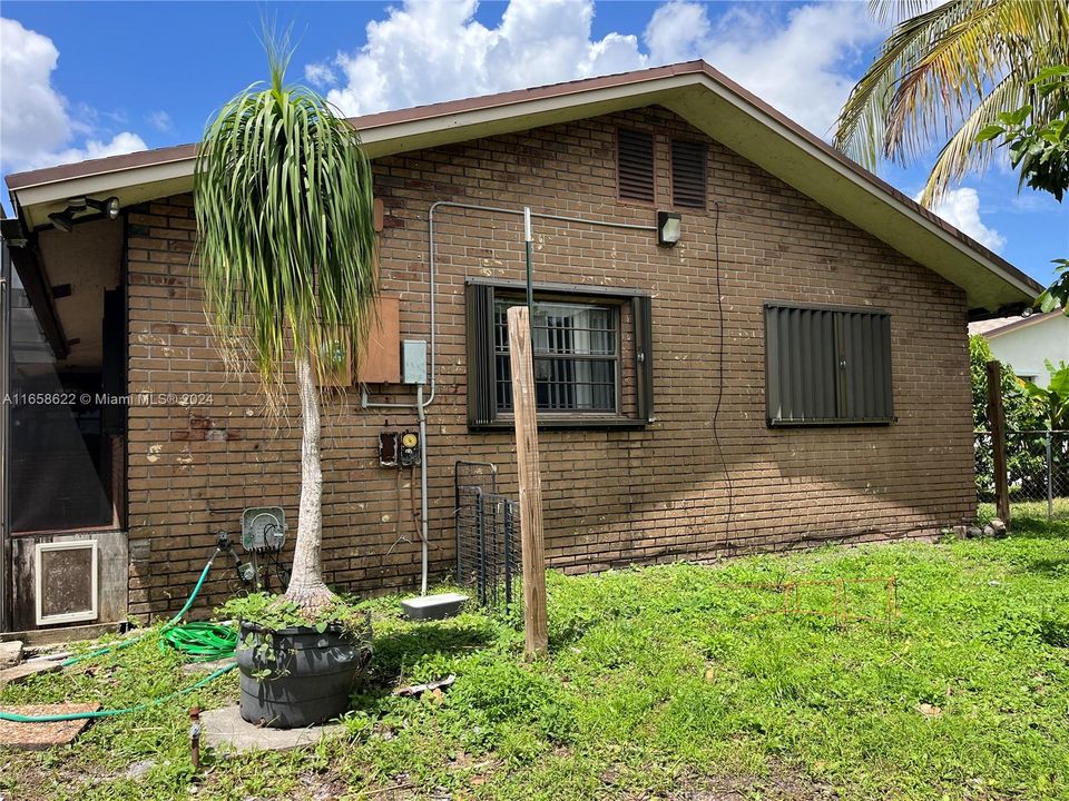 En Venta: $530,000 (4 camas, 3 baños, 2097 Pies cuadrados)