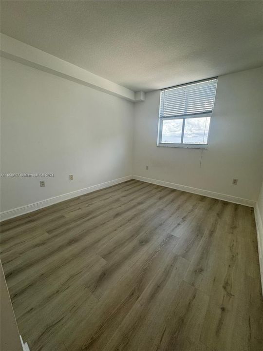 For Rent: $3,800 (2 beds, 2 baths, 1128 Square Feet)