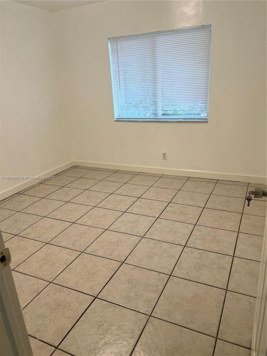 For Rent: $3,250 (3 beds, 2 baths, 1113 Square Feet)