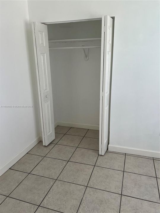 For Rent: $3,250 (3 beds, 2 baths, 1113 Square Feet)