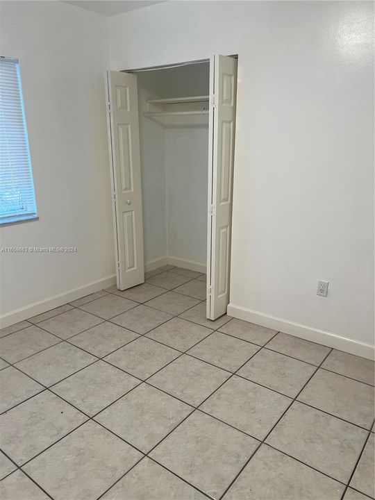 For Rent: $3,250 (3 beds, 2 baths, 1113 Square Feet)